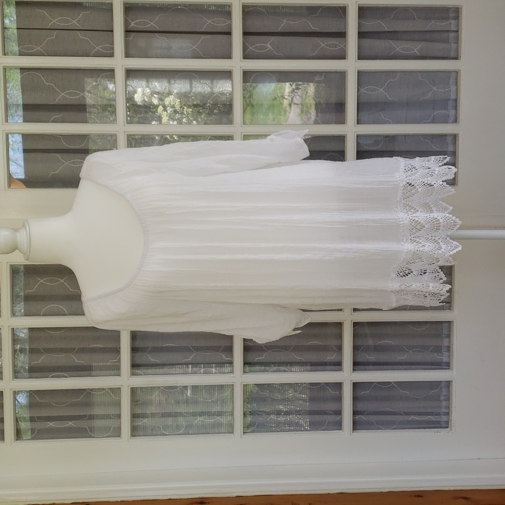 Bobeau gauzy tunic top